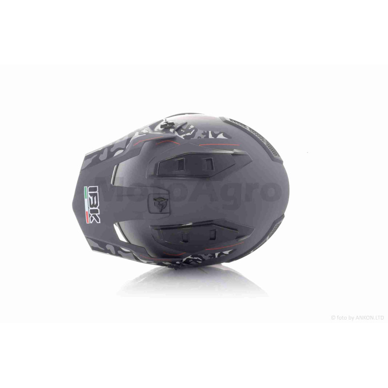 Шолом стрітфайтер  "IBK"  (#819-7, YQ-74, XL)