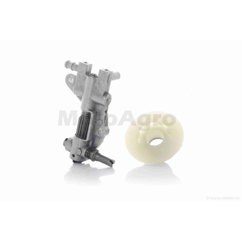 Маслонасос пилки  Goodluck 4500/5200  +шестерня приводу  "DR"