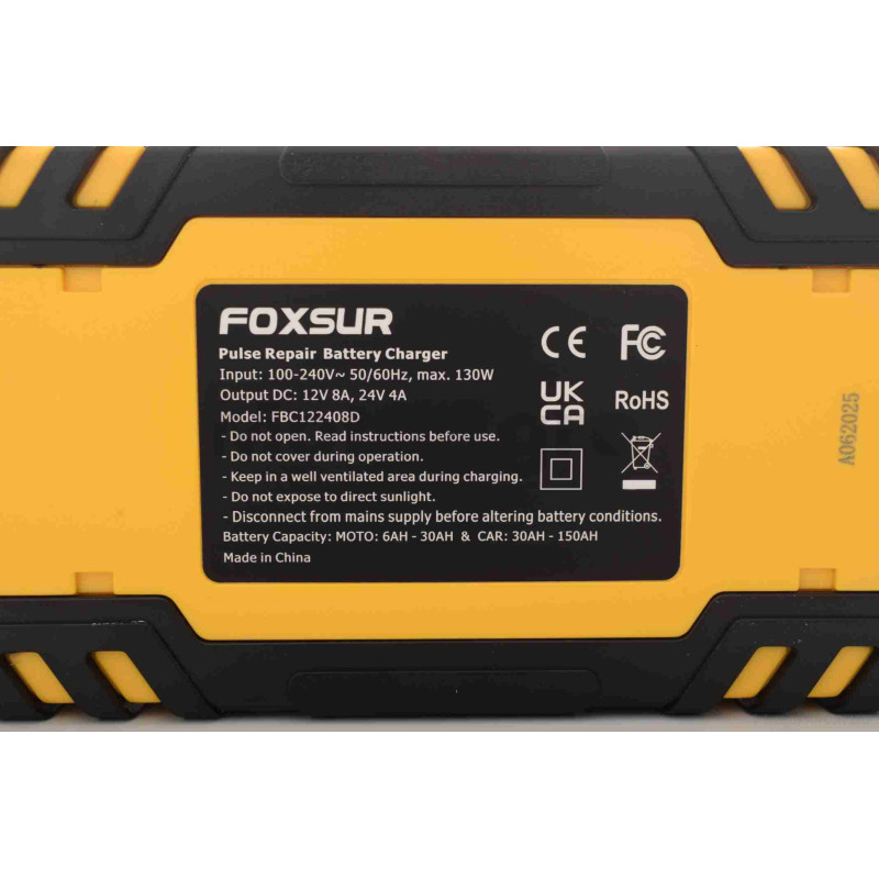 Зарядний пристрій  12/24V, 4/8A  автоматичний, РК-дисплей  "FOXSUR"  (7 режимів)